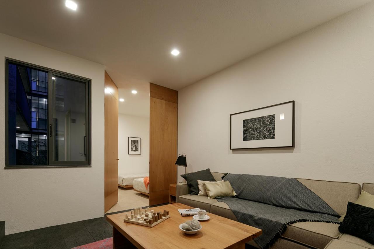 Suites Everness Guadalajara Esterno foto